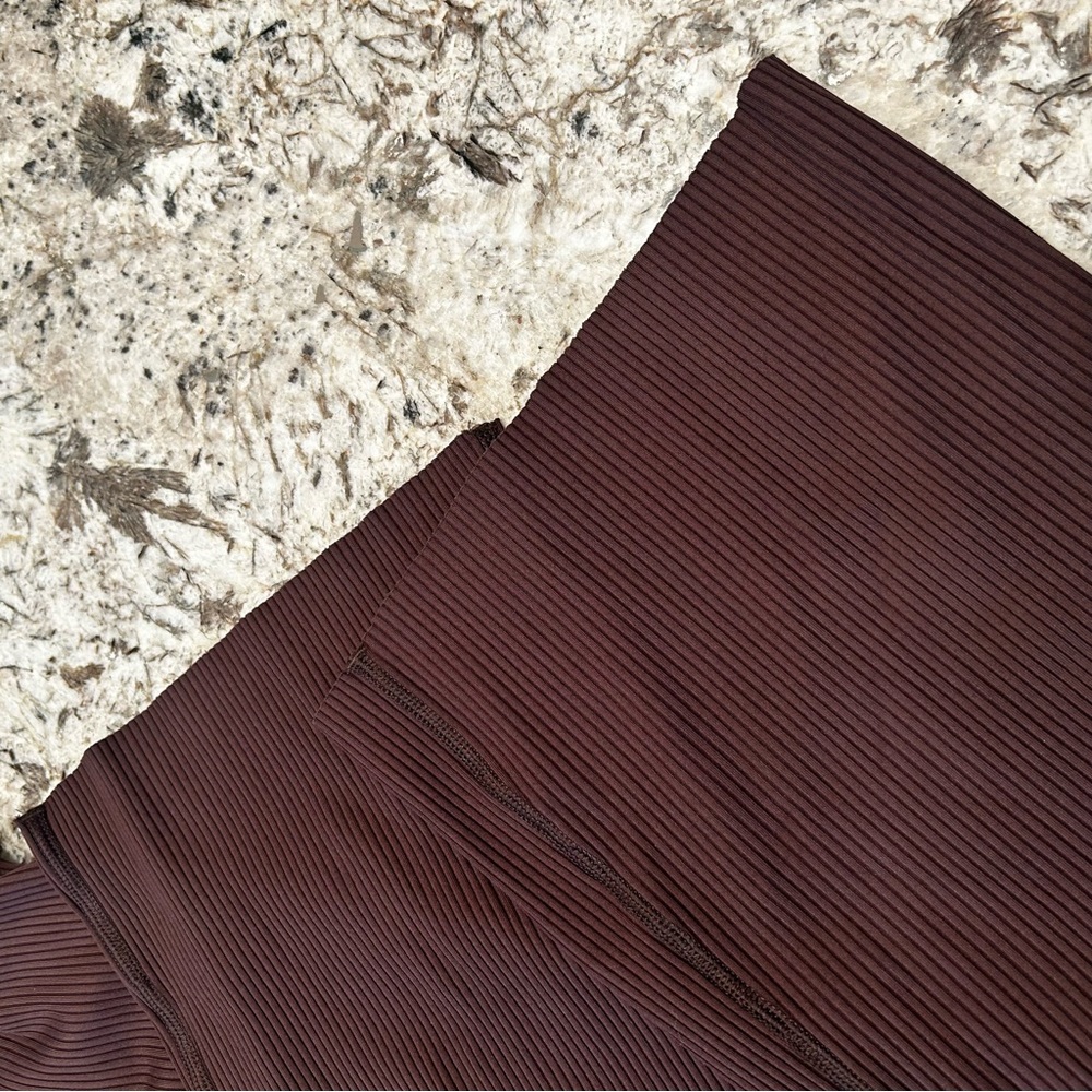 NWT CARBON38 Ribbed‎ Flare xs leggings dark oak brown women’s - Picture 8 of 11